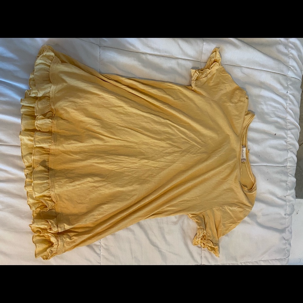 altar’d state yellow nice top!